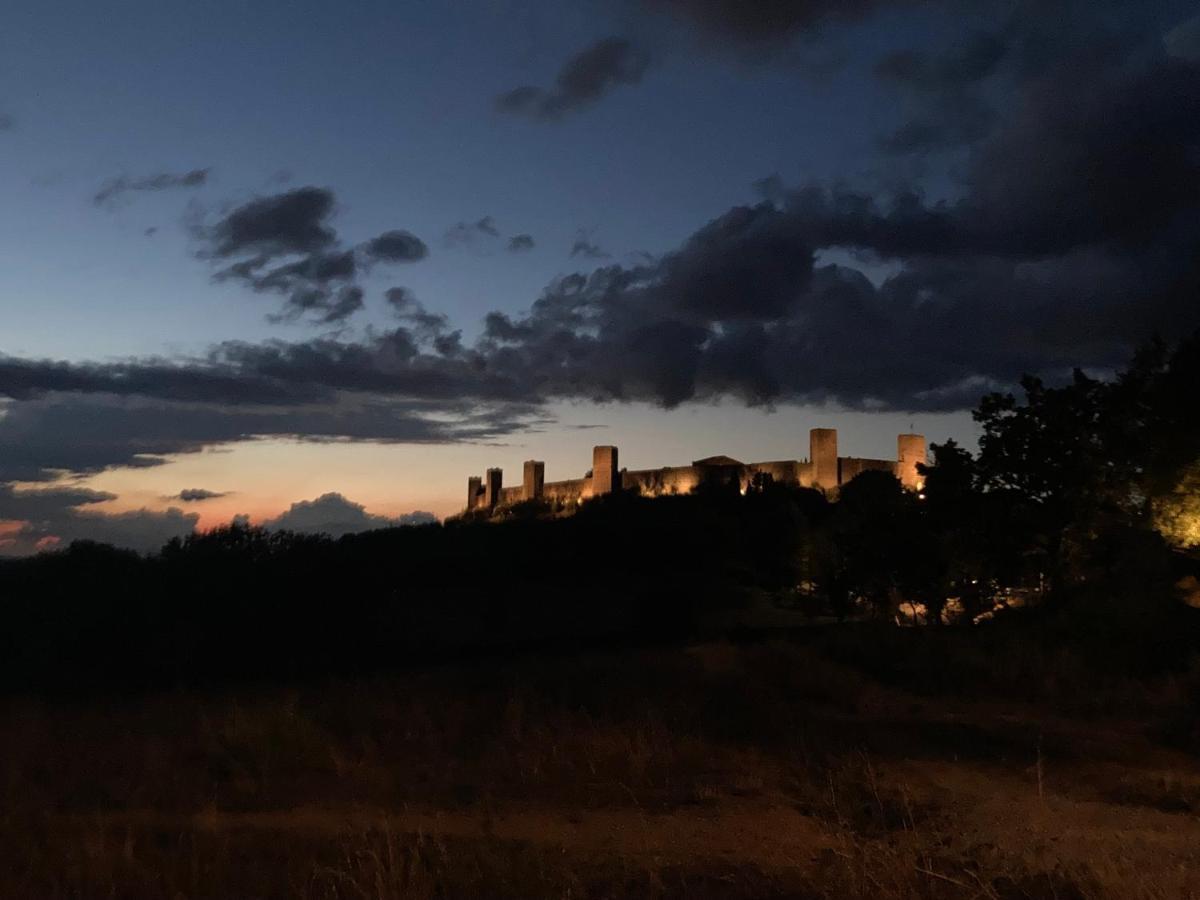 Monteriggioni Castello Villa Eksteriør billede