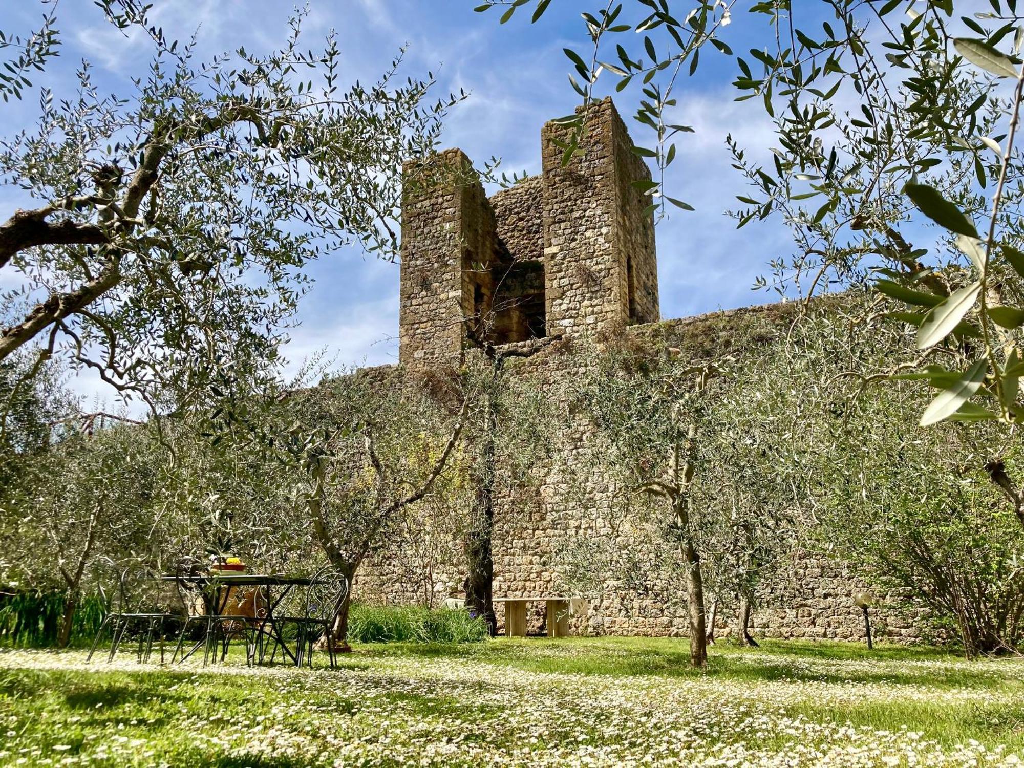 Monteriggioni Castello Villa Eksteriør billede